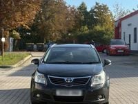 Gebraucht Toyota Avensis 126 PS (92 kW) 2011 Schwarz Kombi