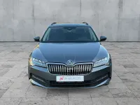 Gebraucht Skoda Superb Ambition 150 PS (110 kW) 2023 Grau Kombi