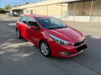 Gebraucht Kia Ceed 90 PS (66 kW) 2014 Rot Kleinwagen