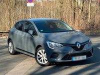 Gebraucht Renault Clio V Experience 72 PS (52 kW) 2020 Grau Kleinwagen