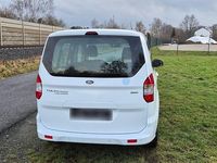 Gebraucht Ford Tourneo Courier 100 PS (73 kW) 2017 Weiß Van / Kleinbus