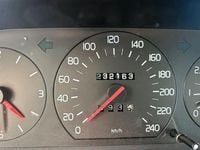 Second-hand Volvo 940 112 CP (82 kW) 1993 Albastru Break