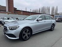 Gebraucht Mercedes E220 200 PS (147 kW) 2022 Hightech silber Kombi