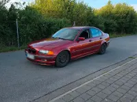 Gebraucht BMW 318 118 PS (86 kW) 2000 Rot Limousine