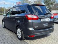 Second-hand Ford C-MAX Titanium 120 CP (88 kW) 2017 Gri Monovolum