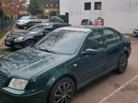 Gebraucht VW Bora 101 PS (74 kW) 1998 Grün Kleinwagen