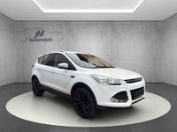Gebraucht Ford Kuga Titanium 150 PS (110 kW) 2016 Weiß SUV