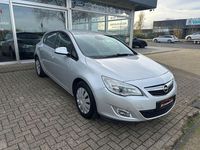 Gebraucht Opel Astra Design Edition 116 PS (85 kW) 2011 Silber Limousine