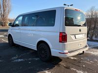 Second-hand VW Multivan 199 CP (146 kW) 2018 Alb Monovolum