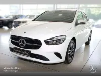 Gebraucht Mercedes B200 Progressive 150 PS (110 kW) 2025 Polarweiß Van / Kleinbus