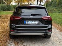 Gebraucht Ford Focus Active 155 PS (114 kW) 2023 Schwarz Limousine