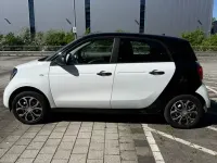 Begagnad Smart ForFour 71 HK (52 kW) 2019 Vit Halvkombi
