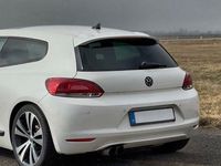 Gebraucht VW Scirocco 160 PS (117 kW) 2010 Weiß Coupé