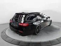 Gebraucht Mercedes E400 AMG 330 PS (242 kW) 2024 Schwarz Limousine