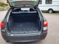 Gebraucht BMW 520 190 PS (139 kW) 2016 Grau Kombi