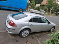 Gebraucht Ford Mondeo 145 PS (106 kW) 2006 Silber Limousine