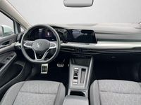 Gebraucht VW Golf VIII Move 150 PS (110 kW) 2024 Pure white Kombi