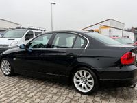 Gebraucht BMW 325 Advantage 197 PS (144 kW) 2008 Schwarz Limousine