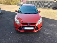 Gebraucht Ford Focus 116 PS (85 kW) 2011 Rot Kombi