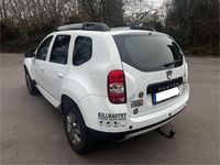 Gebraucht Dacia Duster Celebration 105 PS (77 kW) 2015 Weiß SUV