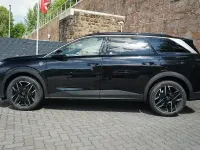 Neu Peugeot 5008 GTi 145 PS (106 kW) 2025 Grau SUV