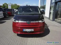 Używany VW Multivan Style 150 KM (110 kW) 2025 Czerwony Minivan