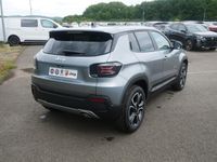 Neu Jeep Avenger Summit 101 PS (74 kW) 2025 Grau granite metallic SUV