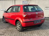 Gebraucht VW Polo 75 PS (55 kW) 2003 Rot Kleinwagen