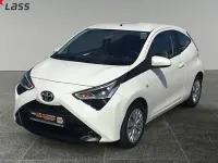 Gebraucht Toyota Aygo X-play 72 PS (52 kW) 2019 Pianosaweiß Kleinwagen