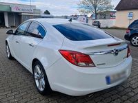 Gebraucht Opel Insignia 160 PS (117 kW) 2010 Weiß Limousine