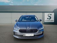 Neu Skoda Superb Selection 150 PS (110 kW) 2025 Graphitegrau metallic Kombi