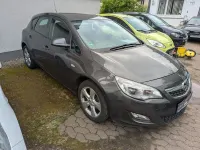 Gebraucht Opel Astra Edition 87 PS (63 kW) 2010 Grau Limousine