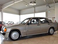 Gebraucht Mercedes 190 185 PS (136 kW) 1984 Grau Limousine