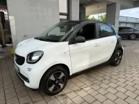 Gebraucht Smart ForFour 90 PS (66 kW) 2019 Weiß Kleinwagen