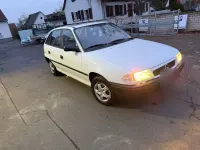Usado Opel Astra 60 HP (44 kW) 1997 Branco Sedan