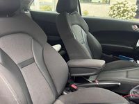 Second-hand Audi A1 Attraction 122 CP (89 kW) 2010 Maro Hatchback