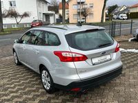 Gebraucht Ford Focus Trend 105 PS (77 kW) 2011 Silber Limousine