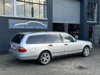 Używany Mercedes E230 Classic 150 KM (110 kW) 1997 Srebrny Kombi