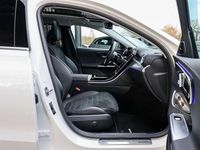 Gebraucht Mercedes C300e Premium Plus 204 PS (150 kW) 2025 Weiß Limousine