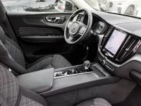 Gebraucht Volvo XC60 Core 250 PS (183 kW) 2025 Schwarz SUV