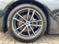 gebraucht BMW 520 d A M Sport Head-Up+Dach UPE 77.809,-EUR