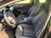 Gebraucht Mercedes GLA180 Urban 122 PS (89 kW) 2019 Schwarz SUV