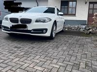 Gebraucht BMW 530 258 PS (189 kW) 2016 Weiß Kombi