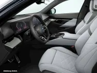 Gebraucht BMW 550e 489 PS (359 kW) 2025 Schwarz Kombi