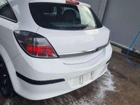 Usata Opel Astra Selection 90 CV (66 kW) 2009 Bianco Utilitaria