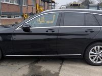 Gebraucht Mercedes C220 194 PS (142 kW) 2019 Schwarz Kombi