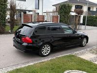 Gebraucht BMW 320 Sport Line 184 PS (135 kW) 2011 Schwarz Kombi