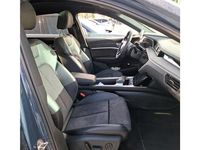 Gebraucht Audi Q8 Sportback e-tron 300 kW (408 PS) 2023 Plasmablau (metallic) SUV