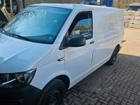 Gebraucht VW Transporter 102 PS (75 kW) 2018 Weiß Van