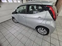 Gebraucht Toyota Aygo Team 72 PS (52 kW) 2018 Grau Kleinwagen